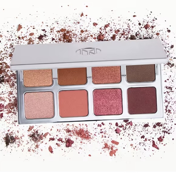 IL Makiage Color Boss Master Eyeshadow Palette in Treat Yo Self. New in box! - Picture 1 of 8